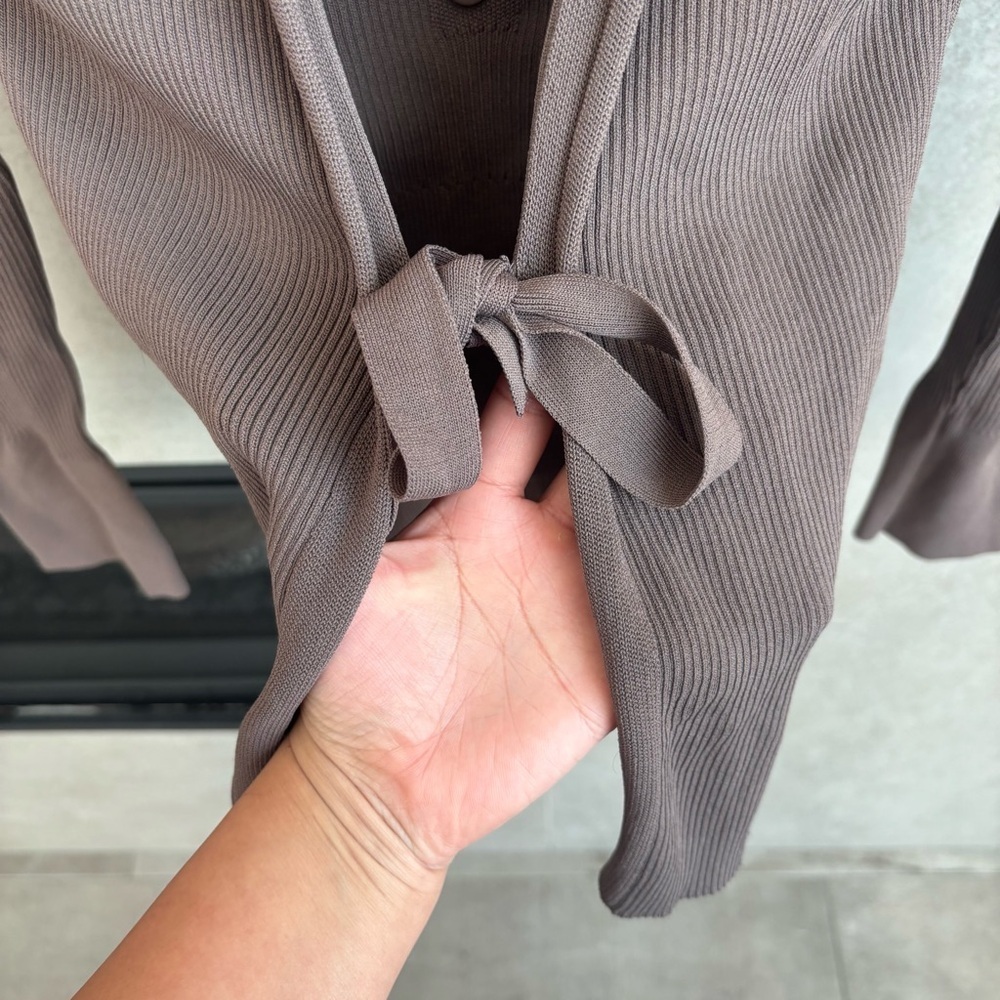 Urban Revivo 2x1 Ribbed Top Cardigan, Size 4 - Picture 7 of 13